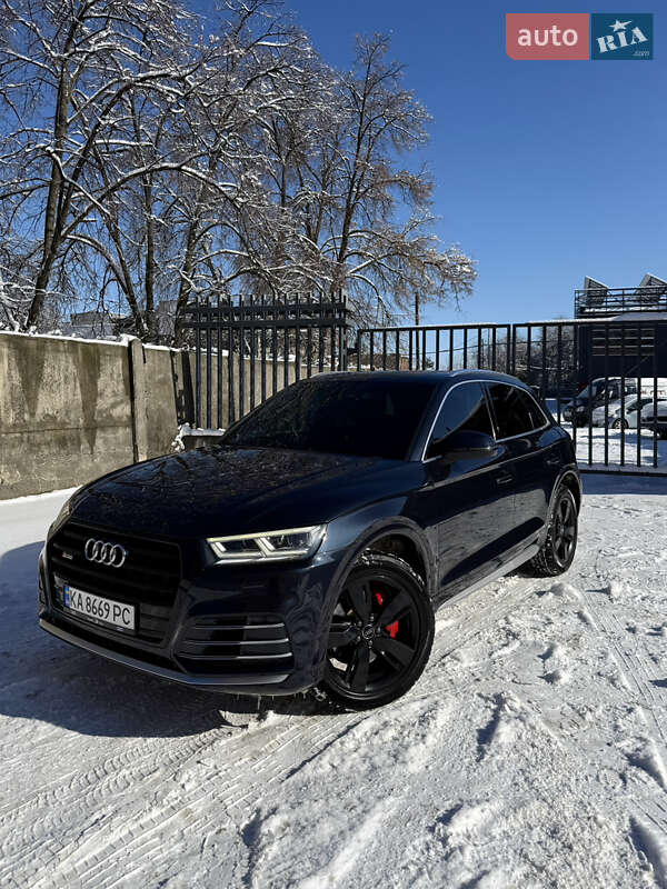 Внедорожник / Кроссовер Audi Q5 2018 в Полтаве