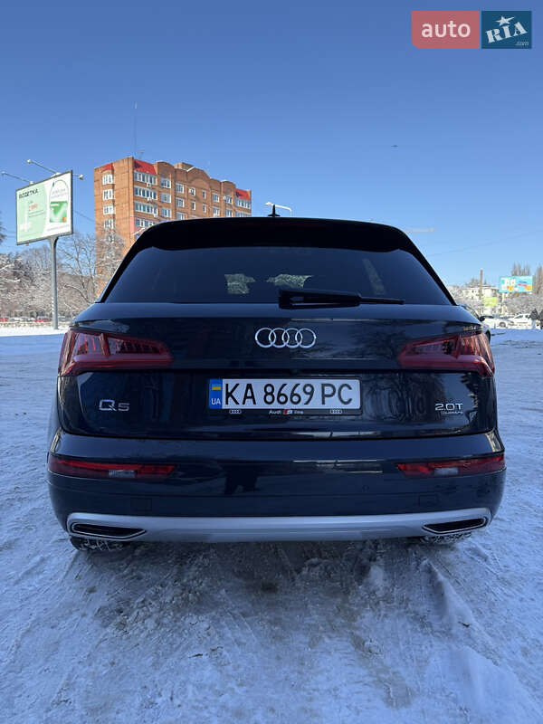 Внедорожник / Кроссовер Audi Q5 2018 в Полтаве