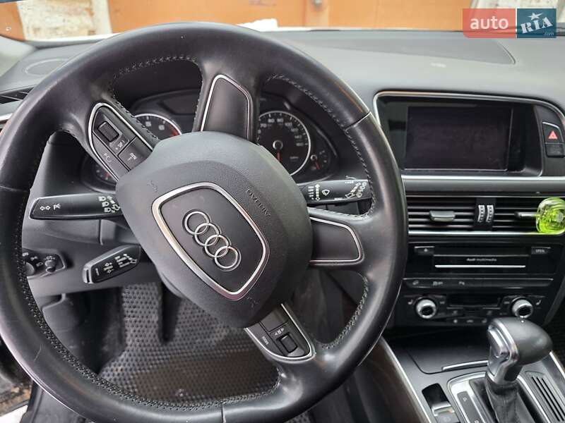 Внедорожник / Кроссовер Audi Q5 2014 в Хмельницком
