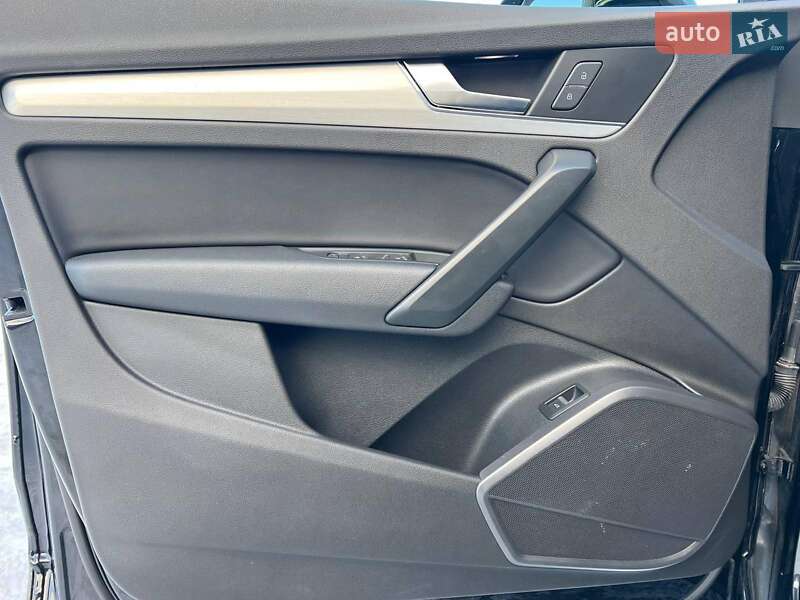 Позашляховик / Кросовер Audi Q5 2017 в Львові фото 15 Позашляховик / Кросовер Audi Q5 2017 в Львові