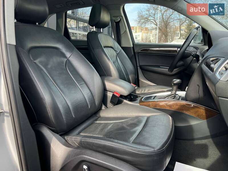 Позашляховик / Кросовер Audi Q5 2014 в Івано-Франківську