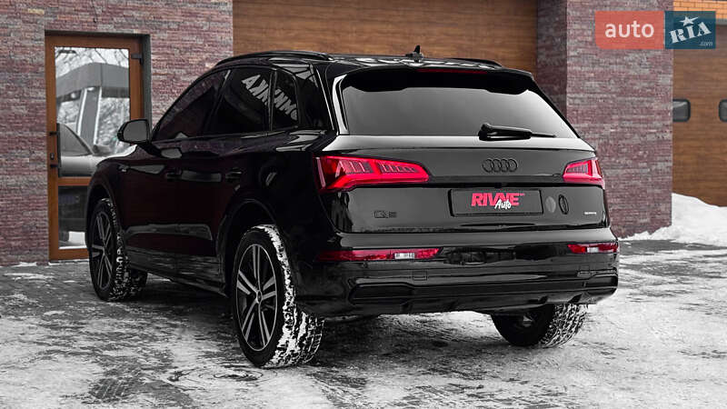 Позашляховик / Кросовер Audi Q5 2018 в Рівному