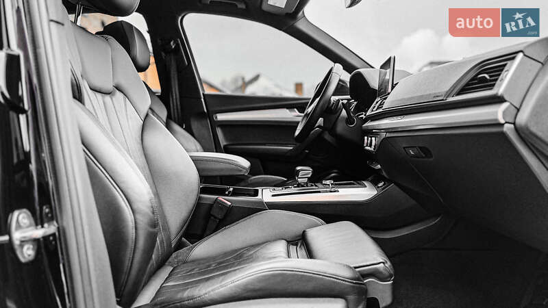 Позашляховик / Кросовер Audi Q5 2018 в Рівному