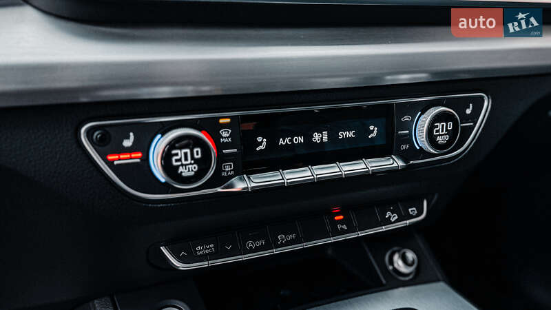 Позашляховик / Кросовер Audi Q5 2018 в Рівному