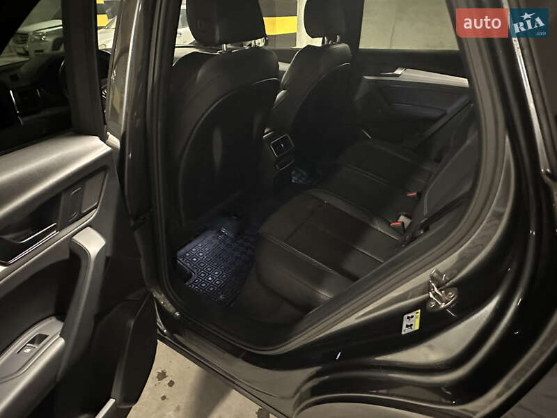 Внедорожник / Кроссовер Audi Q5 2019 в Киеве фото 14 Внедорожник / Кроссовер Audi Q5 2019 в Киеве