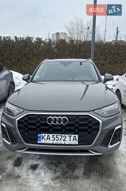 Позашляховик / Кросовер Audi Q5 2022 в Києві