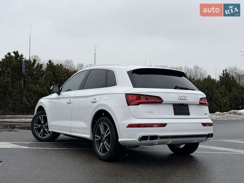 Внедорожник / Кроссовер Audi Q5 2019 в Киеве фото 11 Внедорожник / Кроссовер Audi Q5 2019 в Киеве