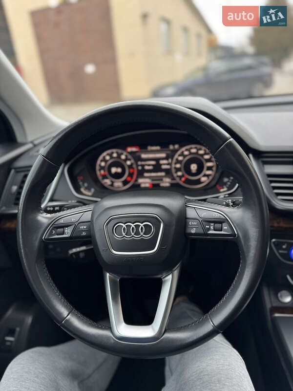 Внедорожник / Кроссовер Audi Q5 2018 в Владимире фото 64 Внедорожник / Кроссовер Audi Q5 2018 в Владимире