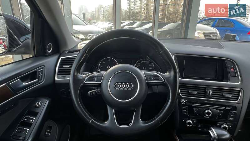 Позашляховик / Кросовер Audi Q5 2016 в Києві