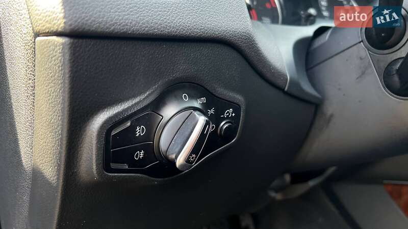 Позашляховик / Кросовер Audi Q5 2016 в Києві