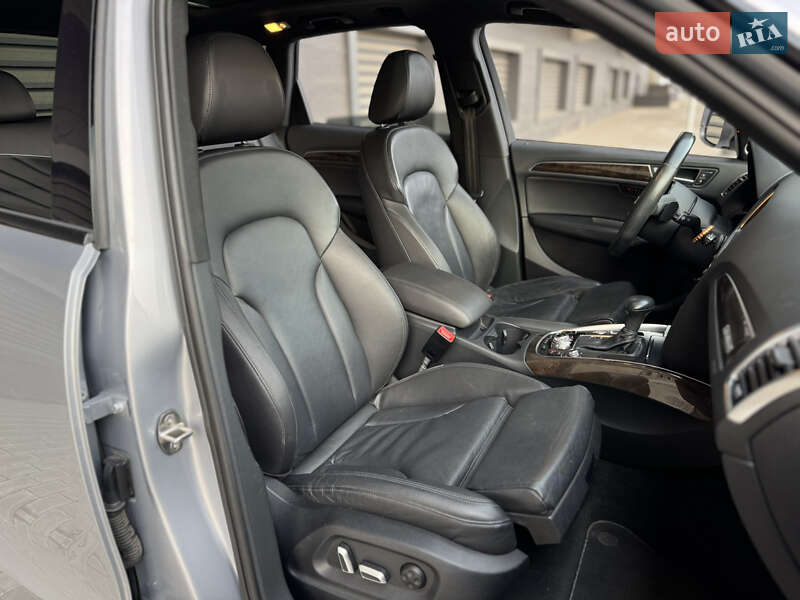 Позашляховик / Кросовер Audi Q5 2016 в Києві