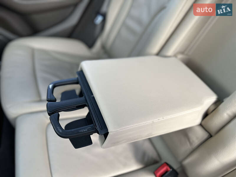 Позашляховик / Кросовер Audi Q5 2015 в Луцьку