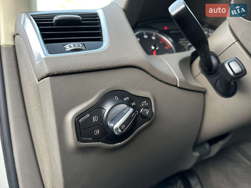 Позашляховик / Кросовер Audi Q5 2015 в Луцьку