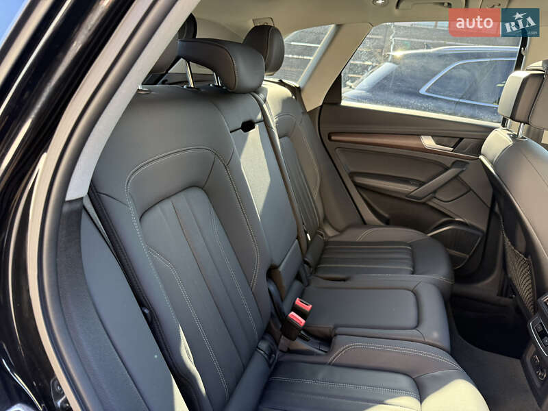 Внедорожник / Кроссовер Audi Q5 2020 в Стрые