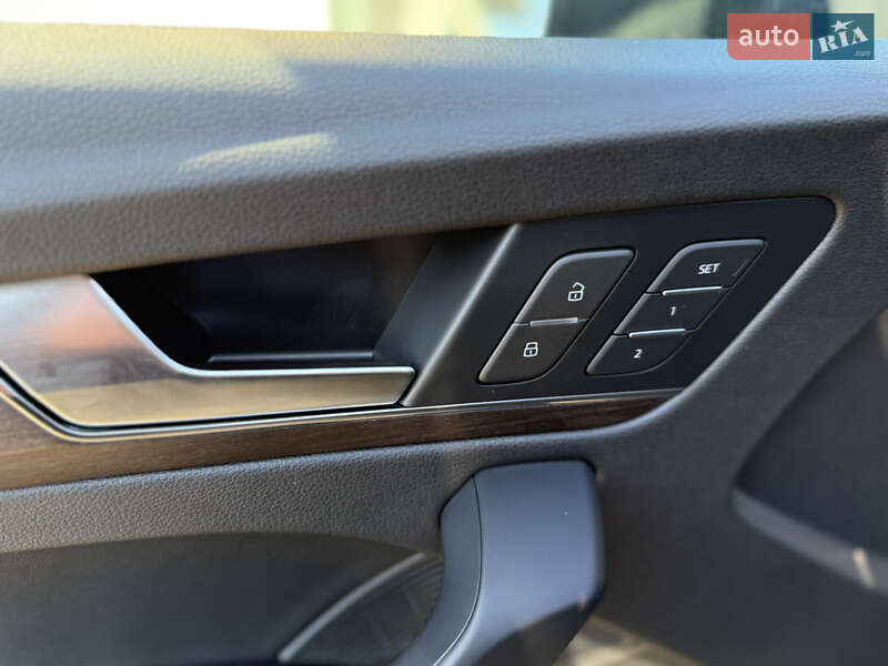 Внедорожник / Кроссовер Audi Q5 2020 в Стрые