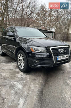 Внедорожник / Кроссовер Audi Q5 2010 в Киеве