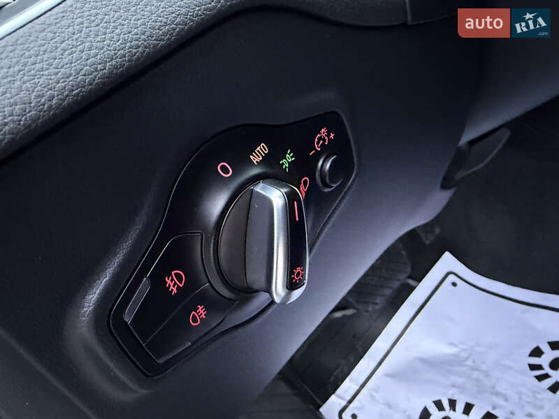 Внедорожник / Кроссовер Audi Q5 2015 в Дрогобыче фото 30 Внедорожник / Кроссовер Audi Q5 2015 в Дрогобыче