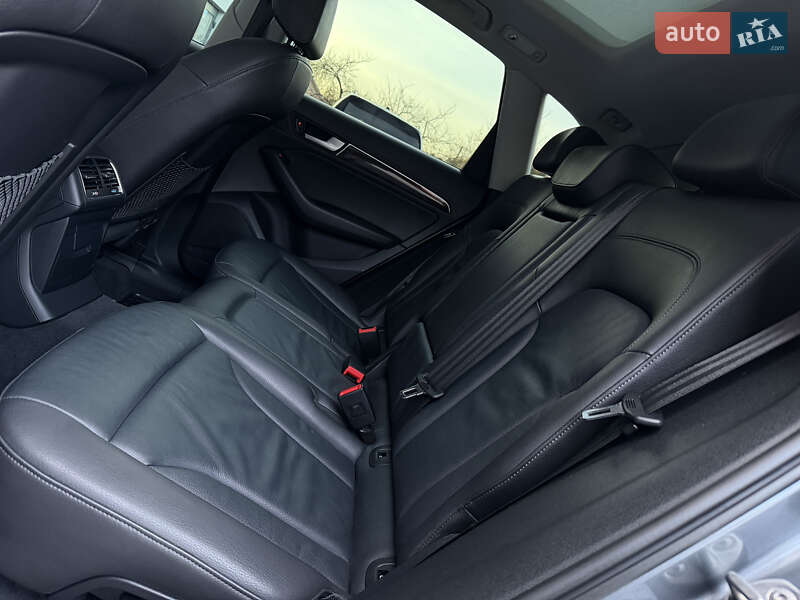 Внедорожник / Кроссовер Audi Q5 2015 в Дрогобыче фото 35 Внедорожник / Кроссовер Audi Q5 2015 в Дрогобыче