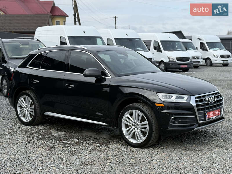 Позашляховик / Кросовер Audi Q5 2018 в Чернівцях