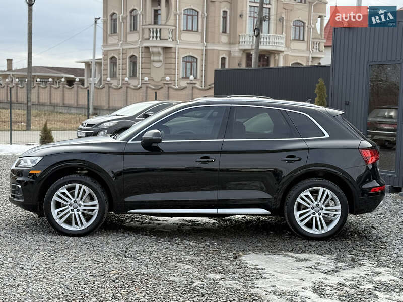 Позашляховик / Кросовер Audi Q5 2018 в Чернівцях