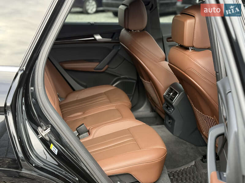 Позашляховик / Кросовер Audi Q5 2018 в Чернівцях