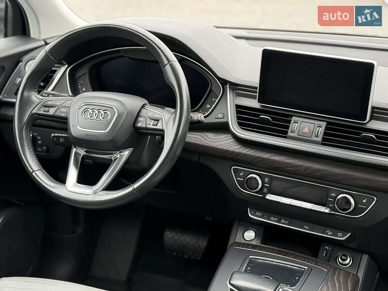 Позашляховик / Кросовер Audi Q5 2018 в Чернівцях фото 20 Позашляховик / Кросовер Audi Q5 2018 в Чернівцях