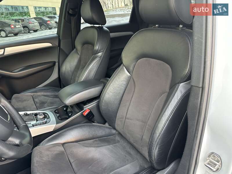 Внедорожник / Кроссовер Audi Q5 2011 в Харькове