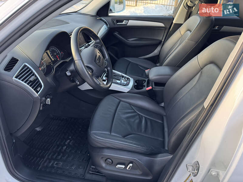 Внедорожник / Кроссовер Audi Q5 2016 в Умани