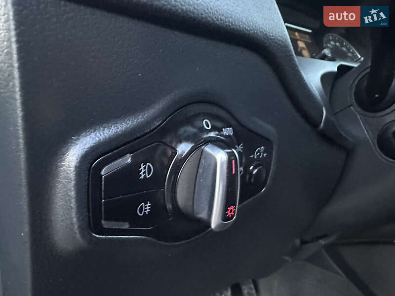 Внедорожник / Кроссовер Audi Q5 2015 в Дрогобыче