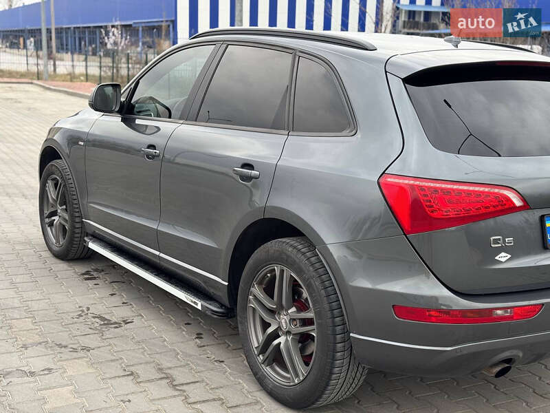 Позашляховик / Кросовер Audi Q5 2010 в Кам'янець-Подільському фото 6 Позашляховик / Кросовер Audi Q5 2010 в Кам'янець-Подільському