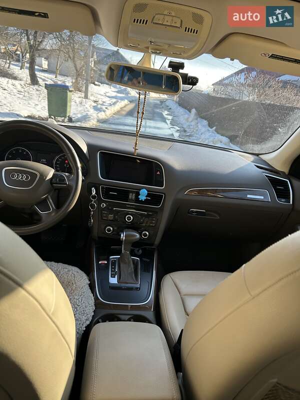 Внедорожник / Кроссовер Audi Q5 2014 в Тернополе