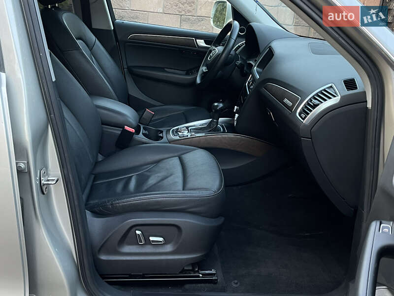 Позашляховик / Кросовер Audi Q5 2014 в Луцьку фото 28 Позашляховик / Кросовер Audi Q5 2014 в Луцьку