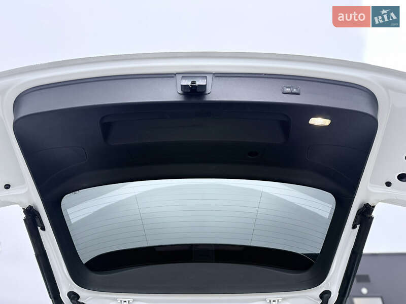 Позашляховик / Кросовер Audi Q5 2017 в Львові фото 12 Позашляховик / Кросовер Audi Q5 2017 в Львові