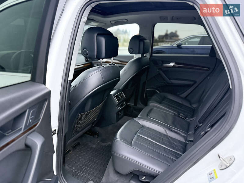 Позашляховик / Кросовер Audi Q5 2017 в Львові фото 26 Позашляховик / Кросовер Audi Q5 2017 в Львові