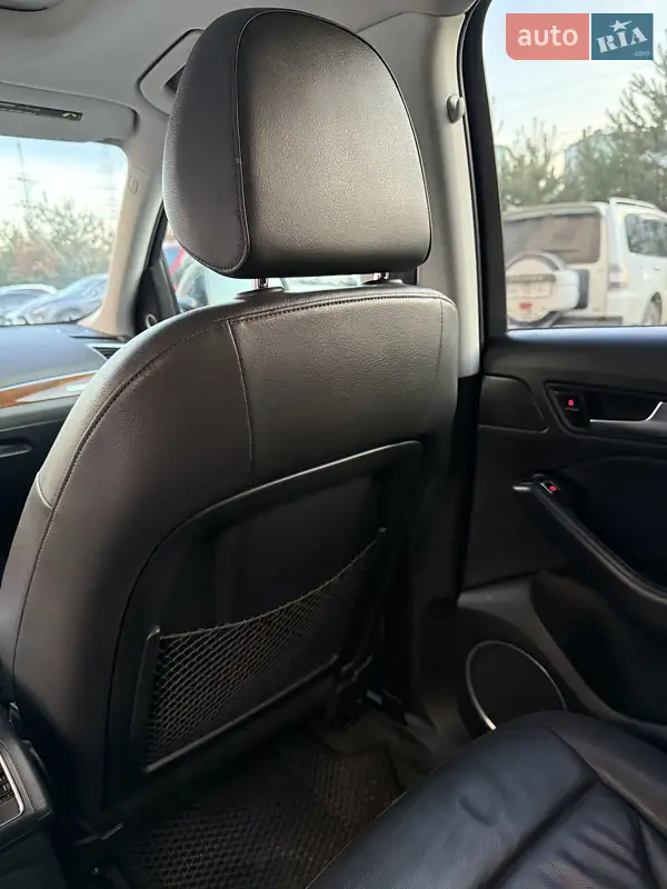Audi Q5 2016 VIN WA1L2AFP8HA016657 фото оголошення 45 з 103
