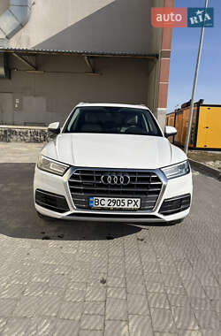 Позашляховик / Кросовер Audi Q5 2017 в Львові фото 3 Позашляховик / Кросовер Audi Q5 2017 в Львові