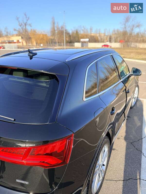 Позашляховик / Кросовер Audi Q5 2019 в Кривому Розі