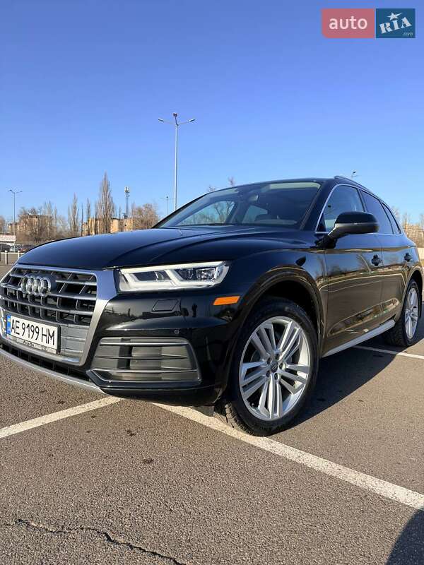 Позашляховик / Кросовер Audi Q5 2019 в Кривому Розі