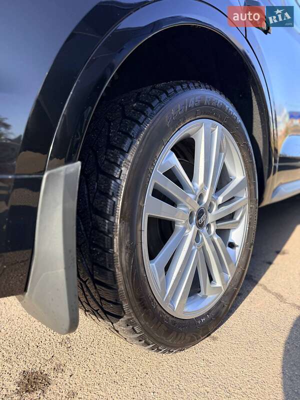 Позашляховик / Кросовер Audi Q5 2019 в Кривому Розі