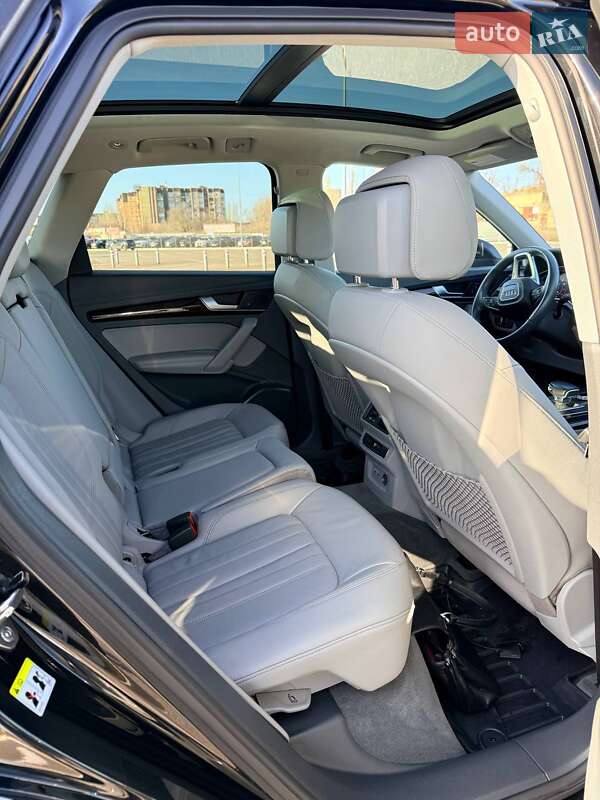 Позашляховик / Кросовер Audi Q5 2019 в Кривому Розі