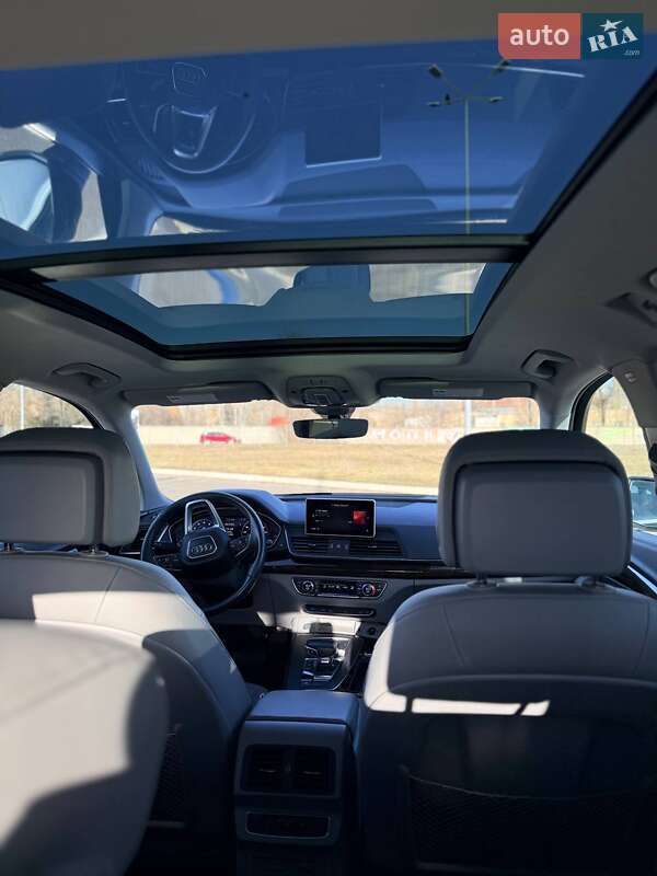 Позашляховик / Кросовер Audi Q5 2019 в Кривому Розі