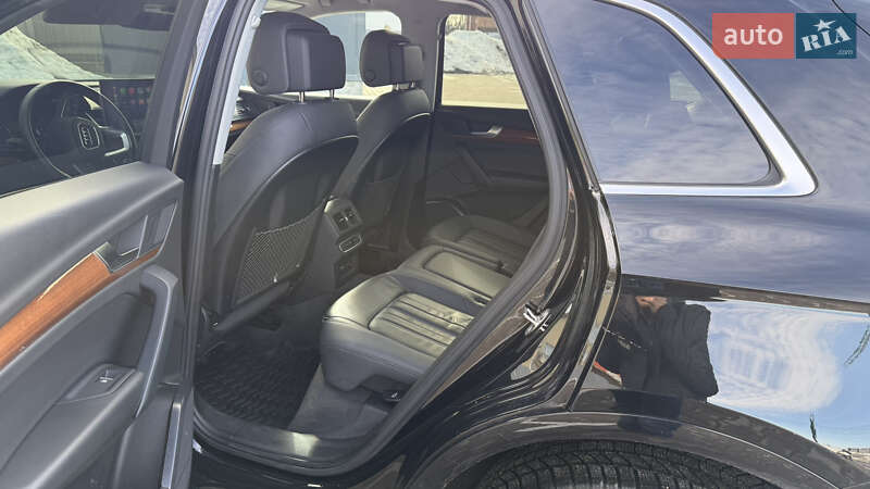 Позашляховик / Кросовер Audi Q5 2022 в Києві