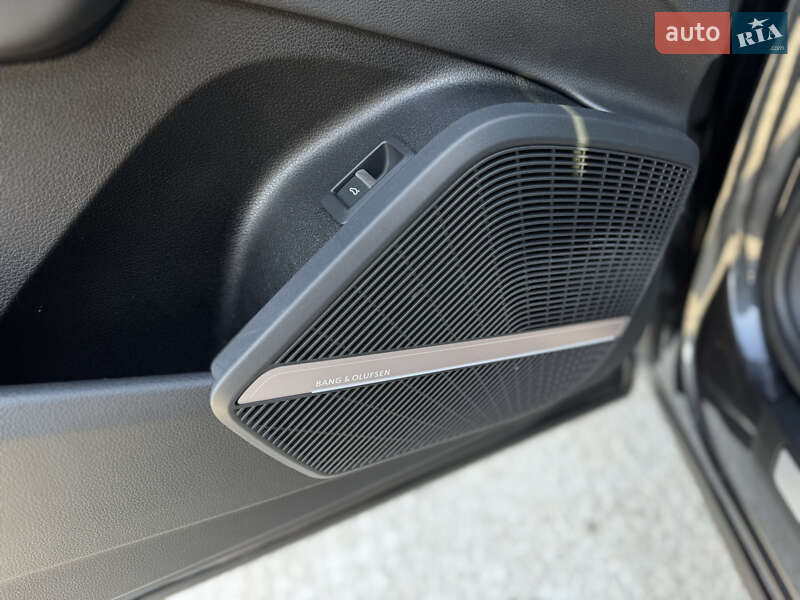 Позашляховик / Кросовер Audi Q5 2020 в Львові