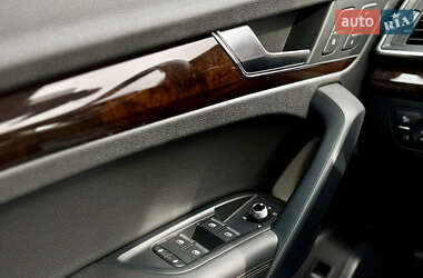 Внедорожник / Кроссовер Audi Q5 2020 в Киеве