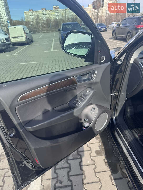 Позашляховик / Кросовер Audi Q5 2015 в Києві фото 36 Позашляховик / Кросовер Audi Q5 2015 в Києві