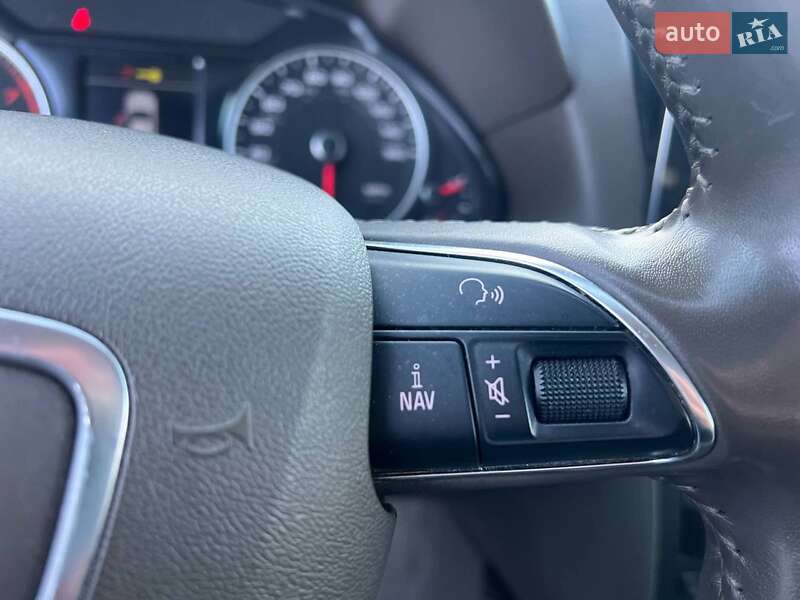 Позашляховик / Кросовер Audi Q5 2014 в Львові