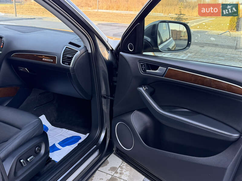 Позашляховик / Кросовер Audi Q5 2015 в Ковелі