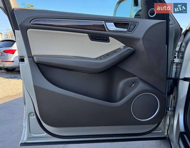 Внедорожник / Кроссовер Audi Q5 2015 в Ровно