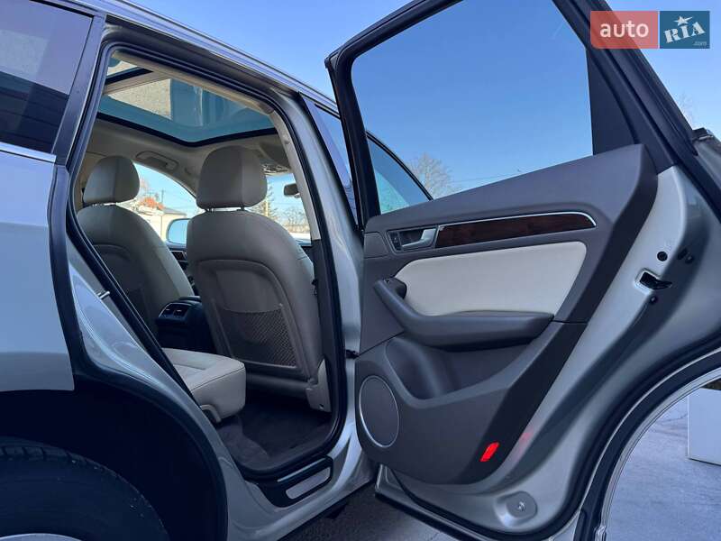 Внедорожник / Кроссовер Audi Q5 2015 в Ровно