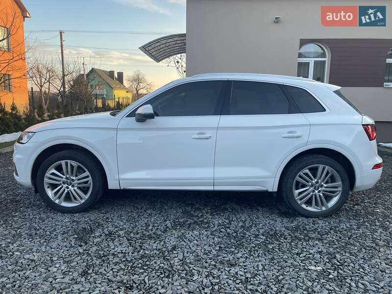 Позашляховик / Кросовер Audi Q5 2017 в Львові фото 3 Позашляховик / Кросовер Audi Q5 2017 в Львові